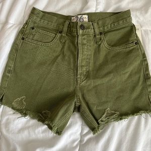 NWT Free People olive green denim shorts - size 26
